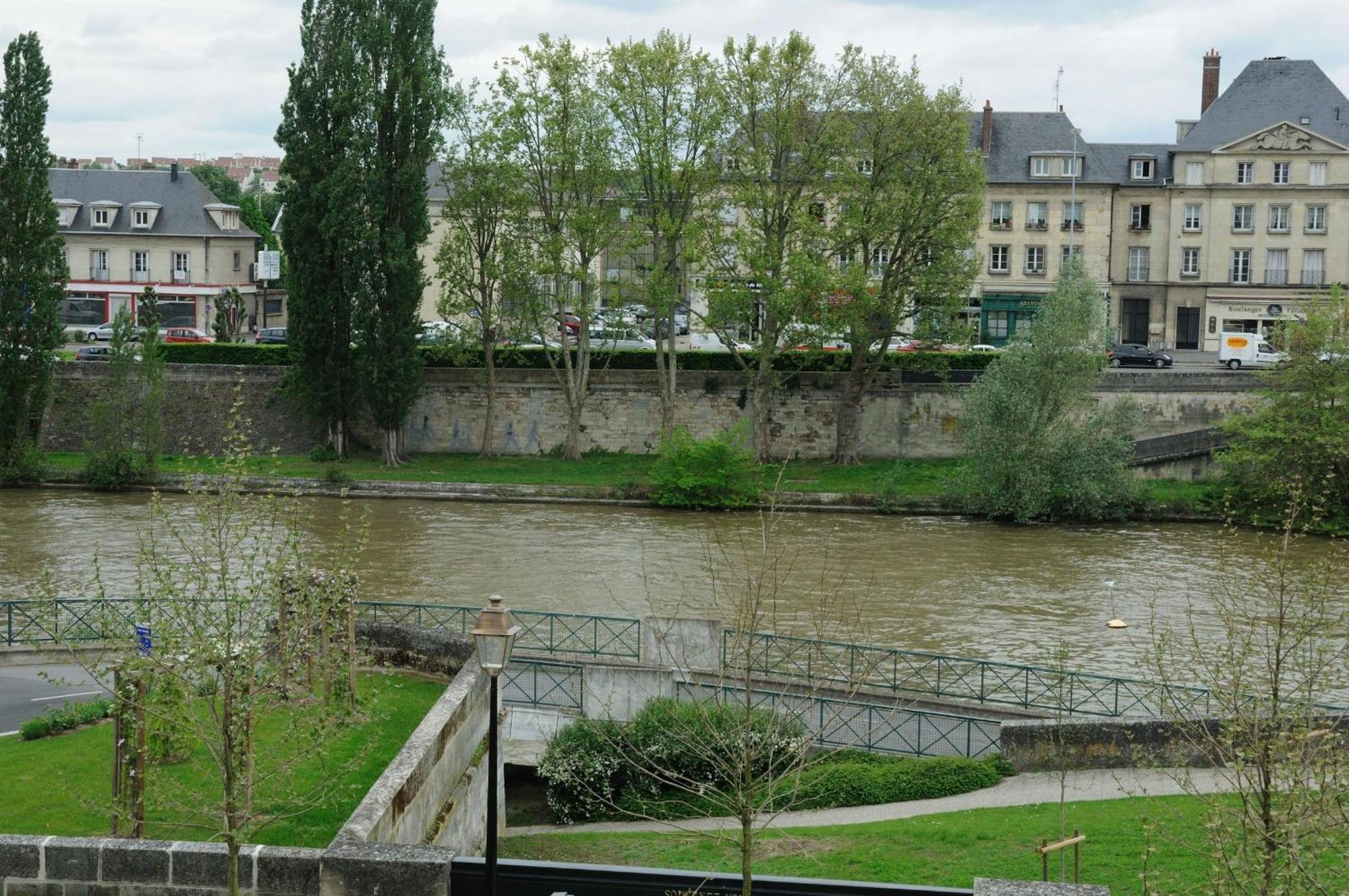 Cit'Hotel De Harlay Compiegne Luaran gambar